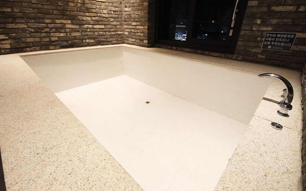 Busan Jeonggwan Raum Hotel Room (Royal Suite (large outdoor bathtub te) 5