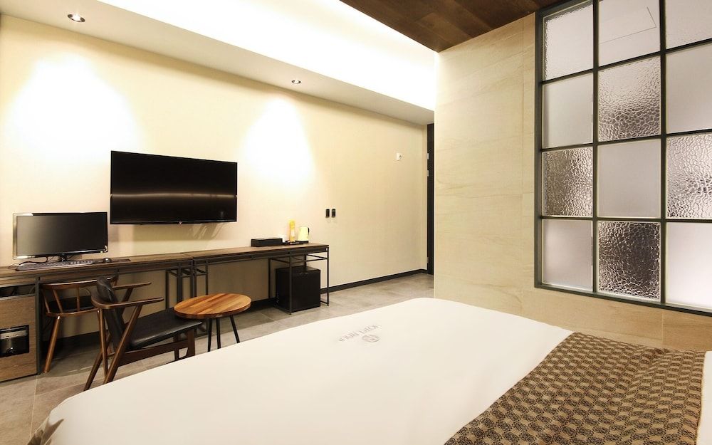 Busan Jeonggwan Raum Hotel Room (Special (65-inch smart TV free Netfli) 3