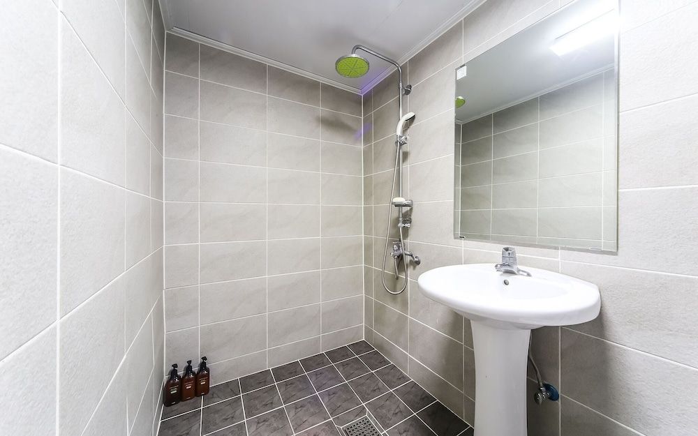 Busan Haeundae T Stay Room (Family condo (up to 30 people self ca) 8