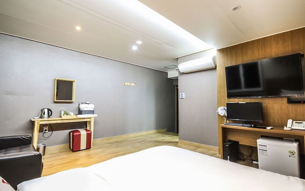 Busan Haeundae T Stay Room (Deluxe room) 7
