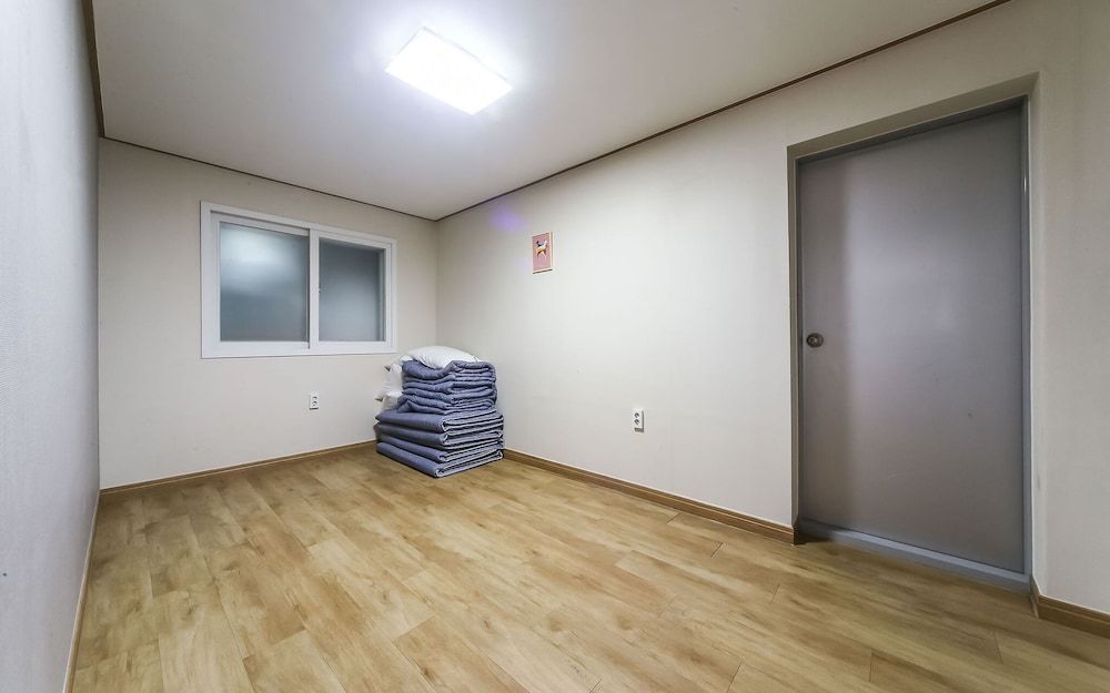 Busan Haeundae T Stay Room (Family condo (up to 30 people self ca) 7