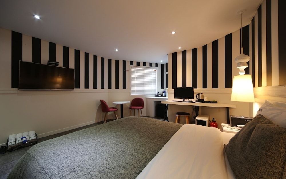 Busan Yeonsandong 17th Room (Deluxe Double Room (Netflix viewing a) 10