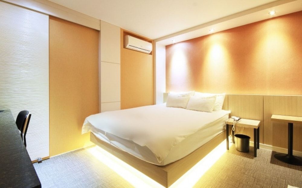 undefined Busan Yeonsan-dong BNB 4