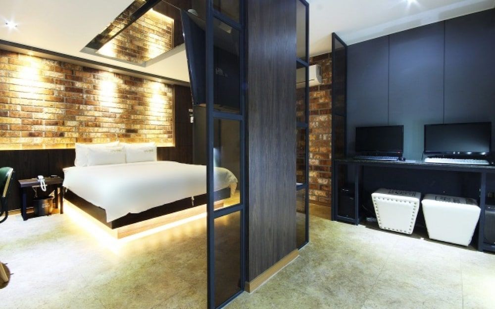 undefined Busan Yeonsan-dong BNB 10