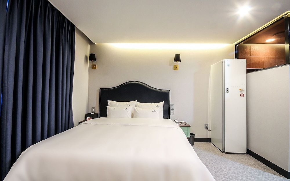 Busan Oncheonjang Hotel Mithuna Room (Standard Room) 7
