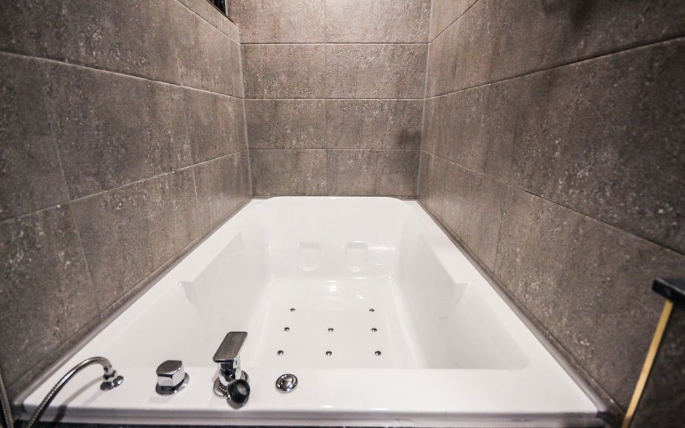 Busan Oncheonjang Hotel Mithuna Room (Standard Room) 17