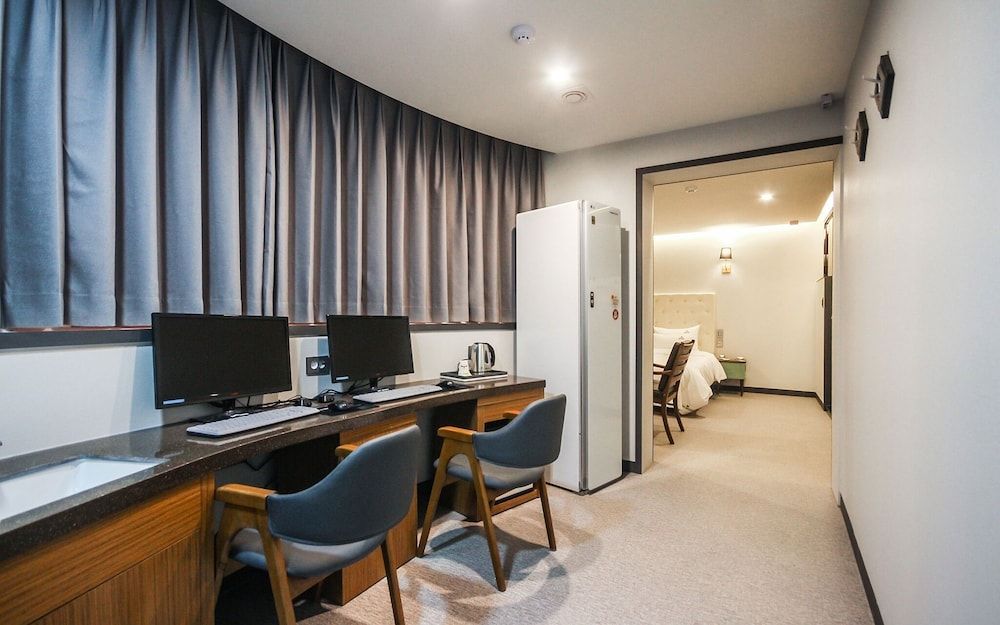 undefined Busan Oncheonjang Hotel Mithuna 9