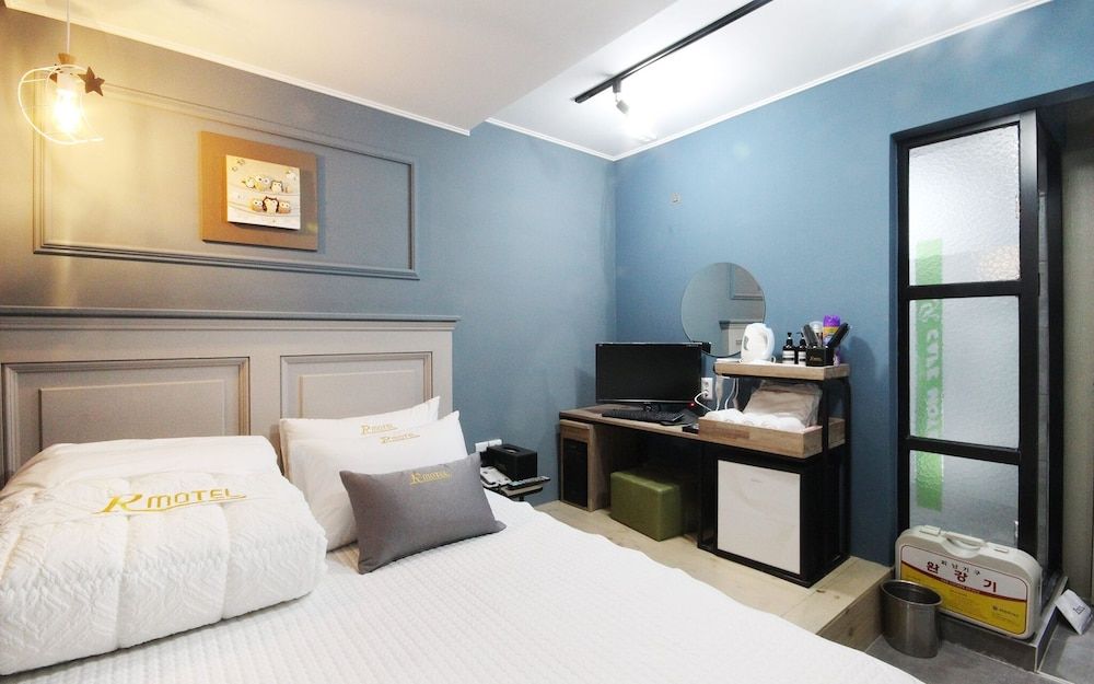 undefined Busan Seomyeon R 8