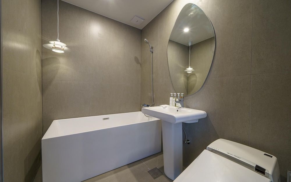 Busan Sasang Mr Brick Hotel Room (Suite/Sky Park Private Terrace/Twin/N) 8