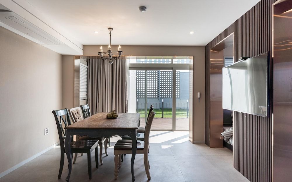 Busan Sasang Mr Brick Hotel Room (Suite/Sky Park Private Terrace/Twin/N) 5