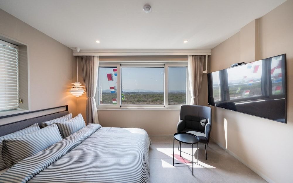 Busan Sasang Mr Brick Hotel Room (Suite/Sky Park Private Terrace/Twin/N) 2