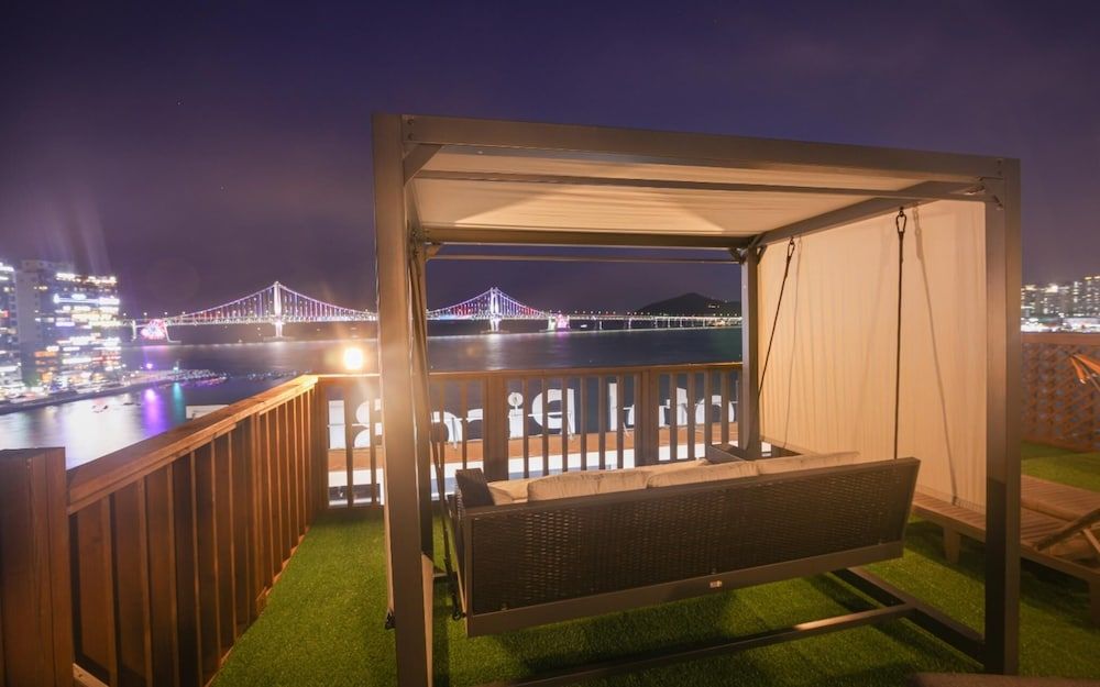 undefined Busan Gwangalli Pico Blue