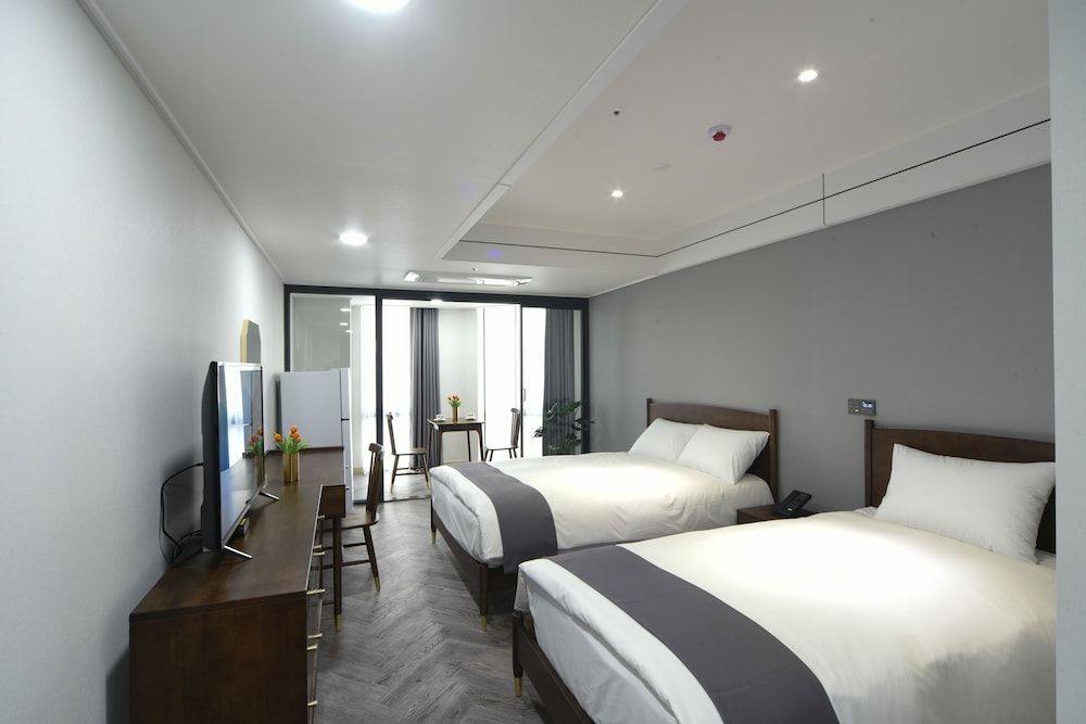 undefined Haeundae Central Hotel 2