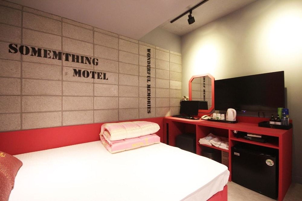 Busan Deokcheon Some Room (Standard Room) 14