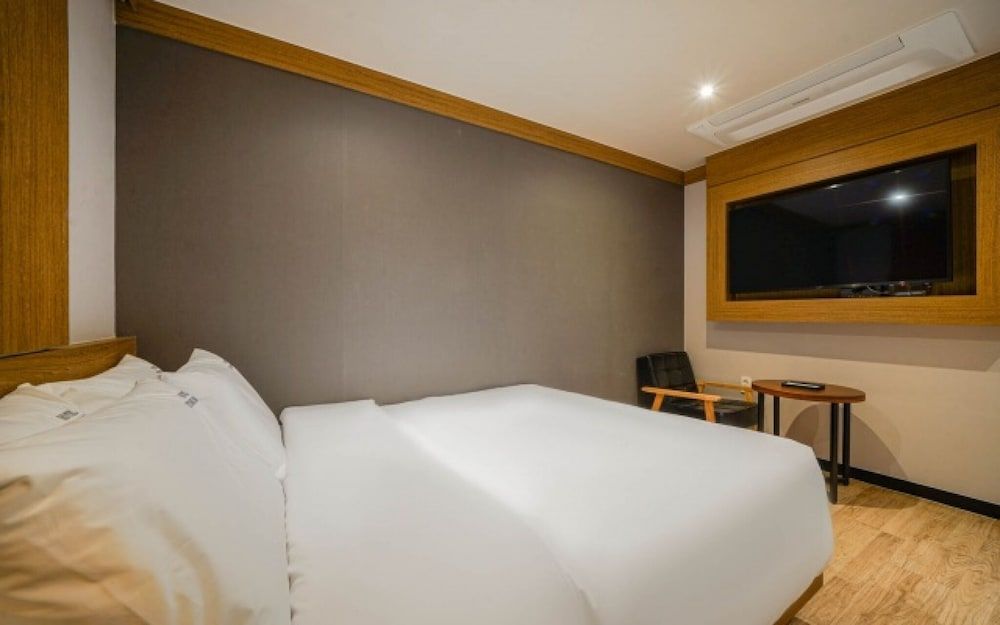 Busan Sajik The Stone Bridge Hotel Room (24 hours is not enough (call for game) 2