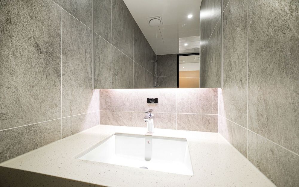 Busan Yeondong-dong Hotel Smith Room (Suite Family (Netflix viewing availab) 15