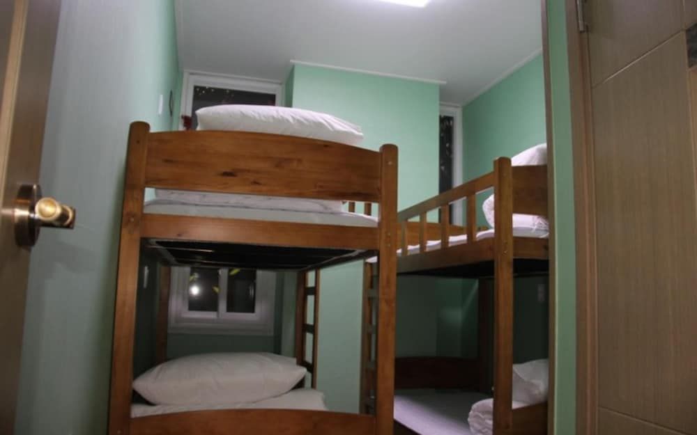 undefined Busan Hyu Plus Guest House 8
