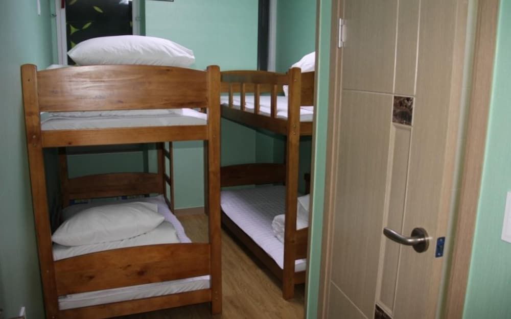 undefined Busan Hyu Plus Guest House 6