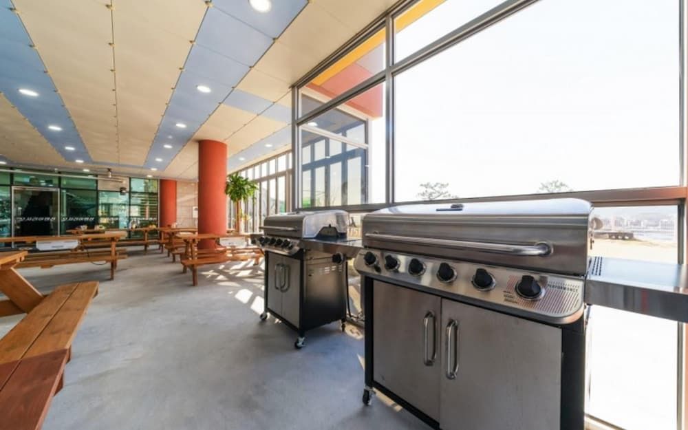 undefined Busan Osiria Pension 10