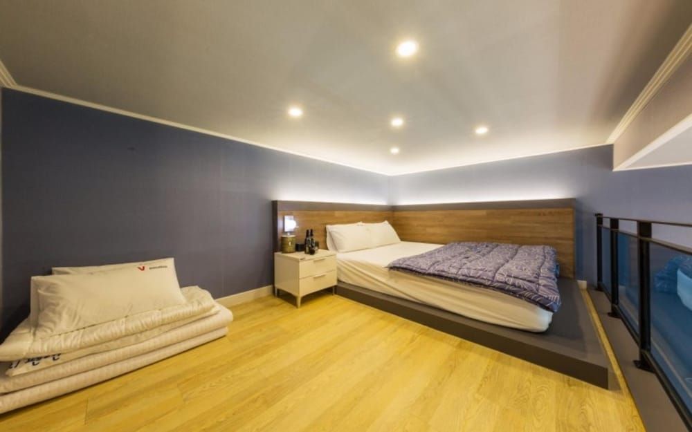 Busan Gijang Brown Dot Pension Room (Room 302 (duplex side ocean view)) 10