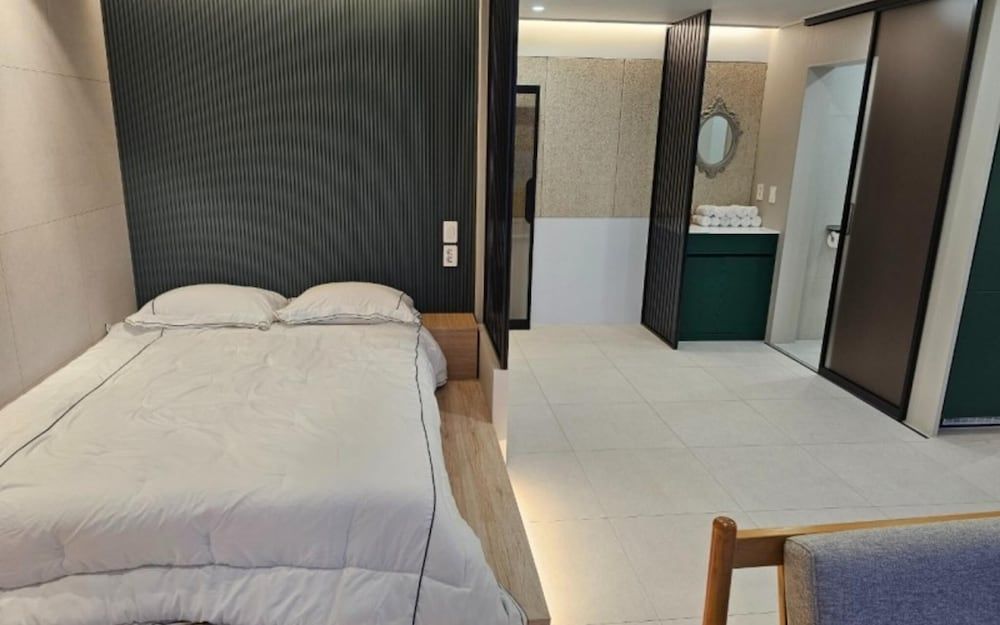 Busan Ragomare Pension Room (Room A201 (VIP special room)) 11