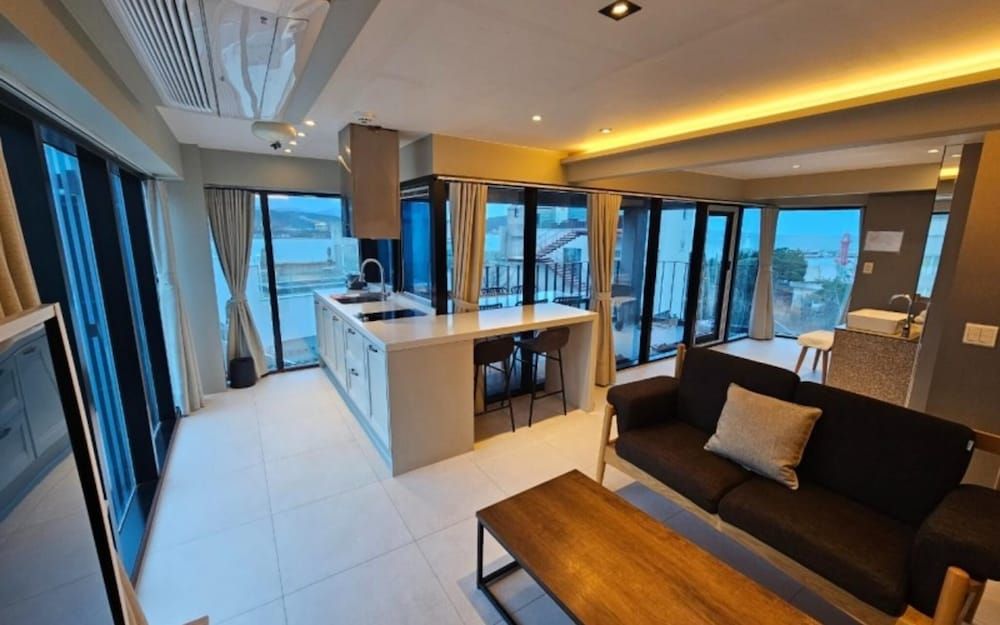 Busan Ragomare Pension Room (B-301 (Living Room / Bedroom)) 4