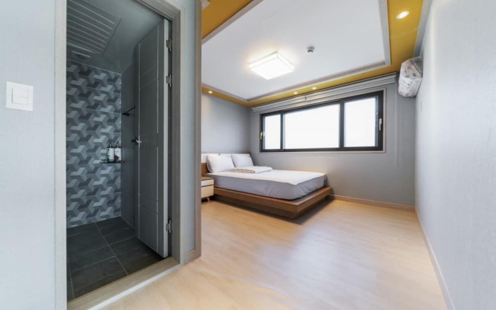 Busan Haeoreum Pension Room (Room302(Duplex Room)) 9