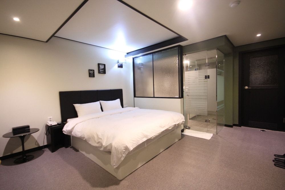 undefined Busan Nampo-dong Elise 7