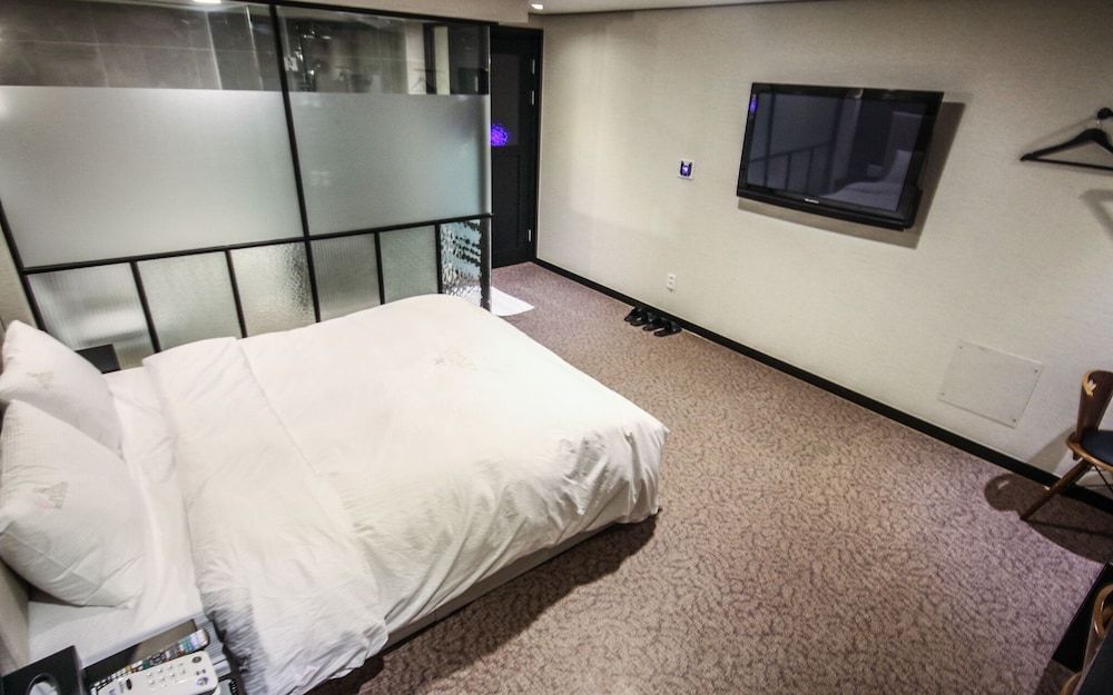 Busan Nampo-dong Elise Room (Superior (Double)) 5