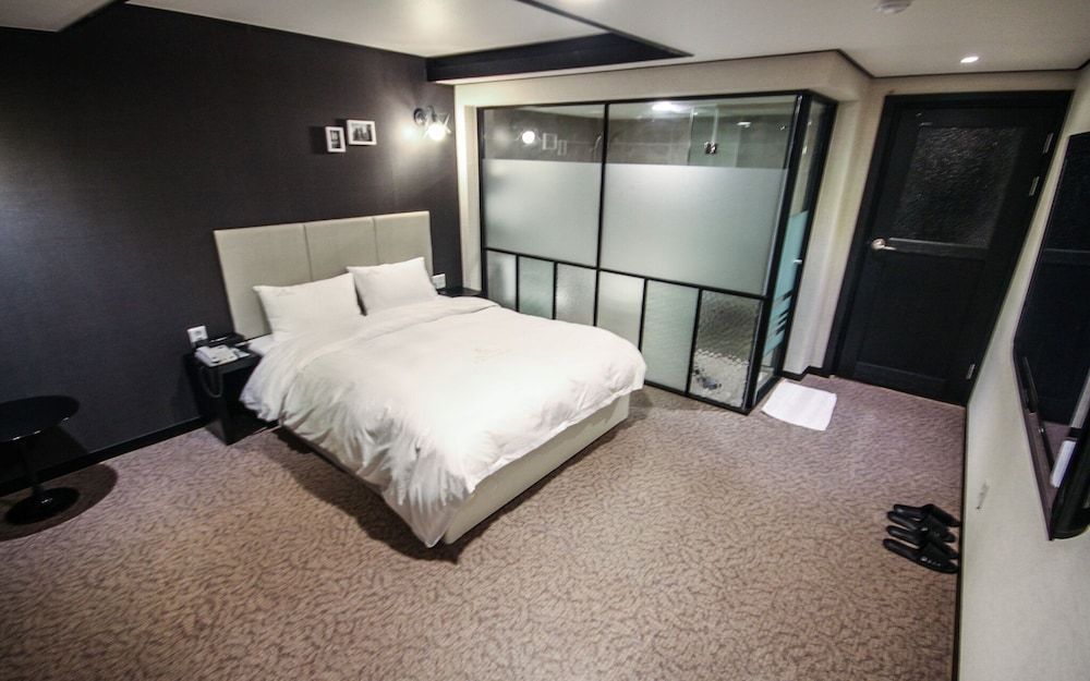 Busan Nampo-dong Elise Room (Superior (Double)) 6