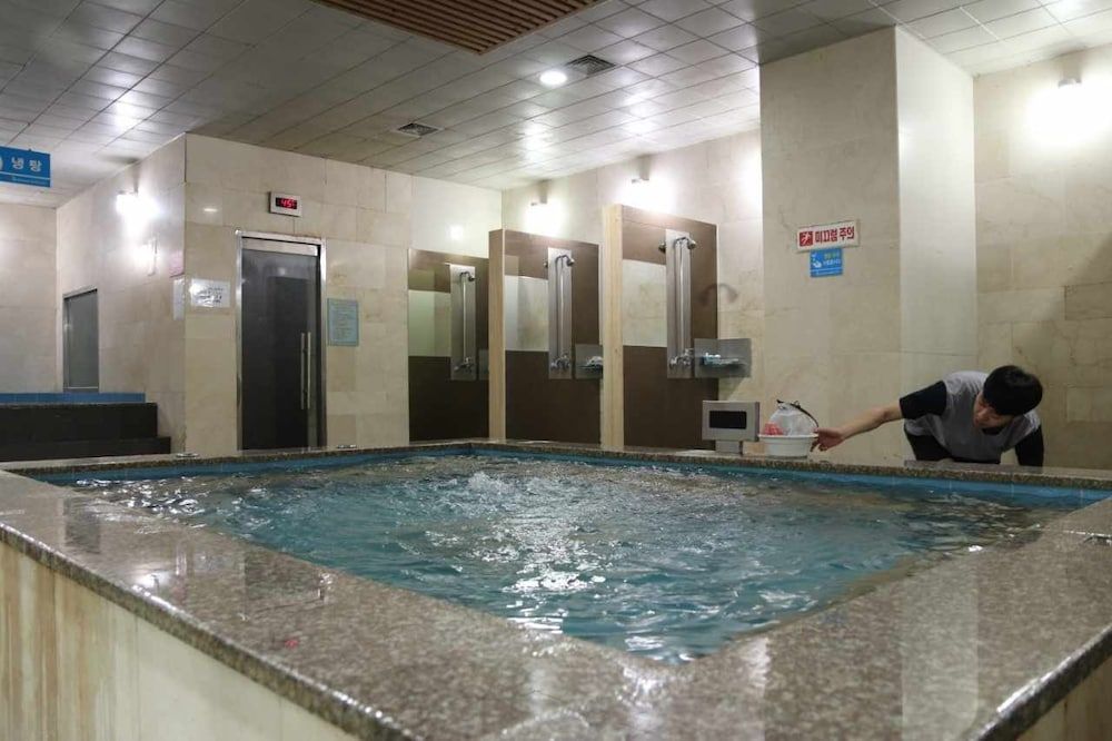 undefined Frenchcode Hotel 9