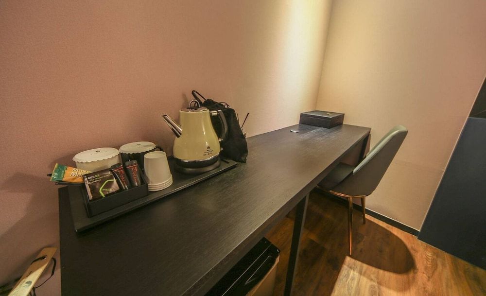 Frenchcode Hotel Standard Room 20