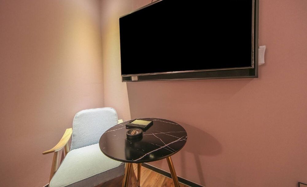 Frenchcode Hotel Standard Room 19