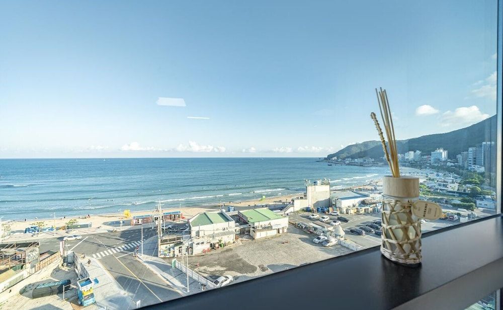 undefined Song Jeong Hotel Blue Castle 5