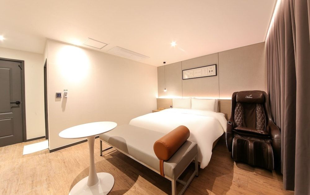 undefined Hound Hotel Sasang