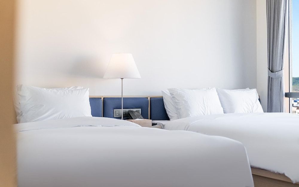 Hound Hotel Busan Songjeong Room (17 family (17 pyeong twin bed air dre) 6