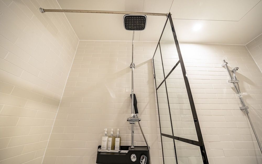 Brown Dot Busan Hwamyeong Room (Suite family bath - Starbucks coffee ) 26