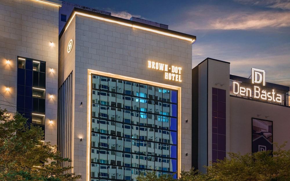 undefined Brown Dot Busan Hwamyeong 8