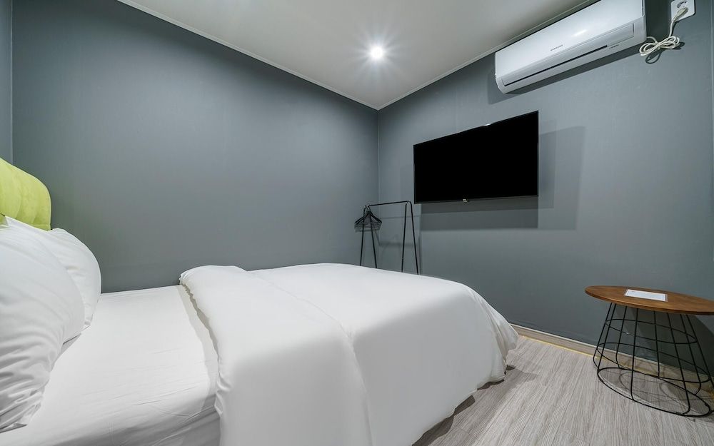 Brown Dot Busan Hwamyeong Room (Family two-room family bath - Starbuc) 8