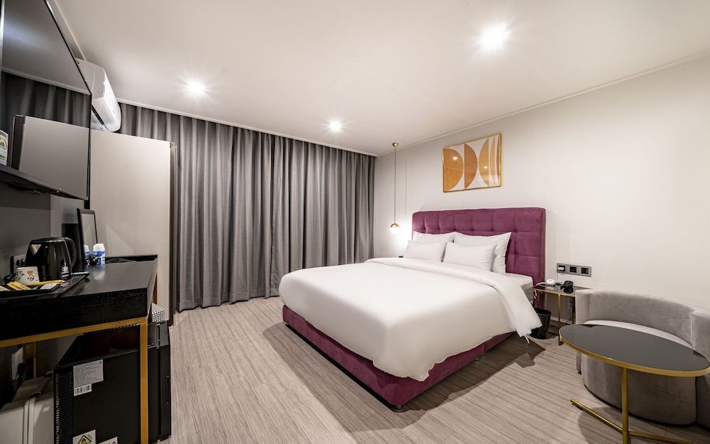 Brown Dot Busan Hwamyeong Room (Family two-room family bath - Starbuc) 14