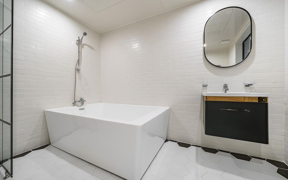 Brown Dot Busan Hwamyeong Room (Suite family bath - Starbucks coffee ) 30