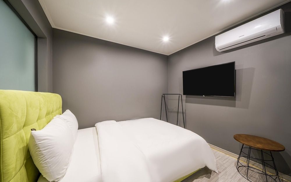 Brown Dot Busan Hwamyeong Room (Family two-room family bath - Starbuc) 17