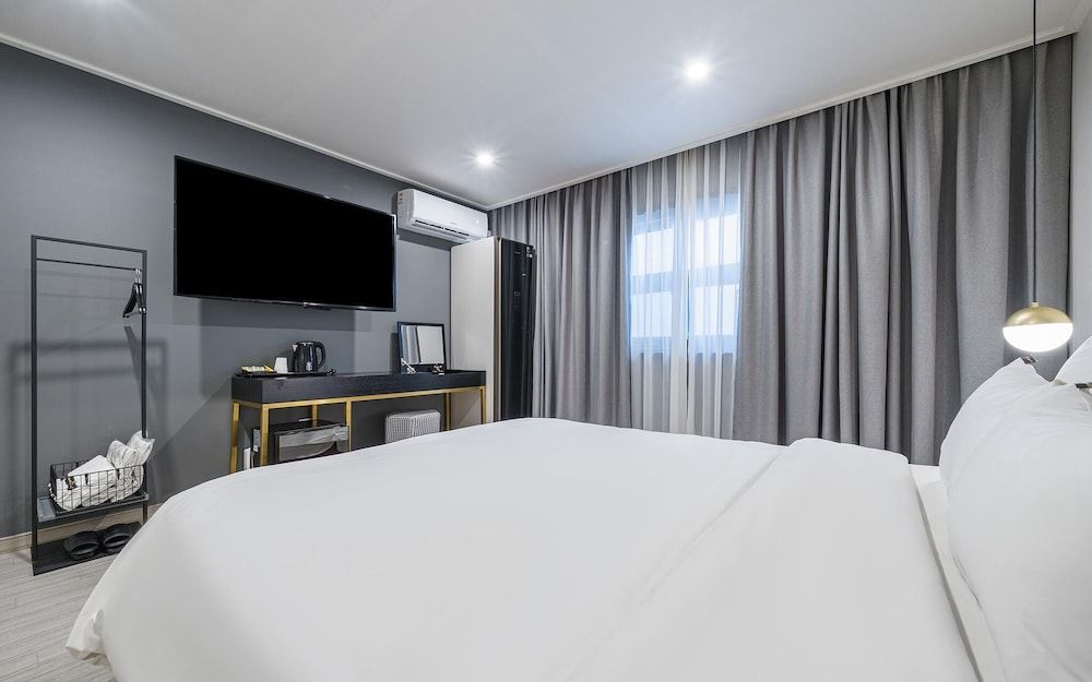 Brown Dot Busan Hwamyeong Room (Family two-room family bath - Starbuc) 6