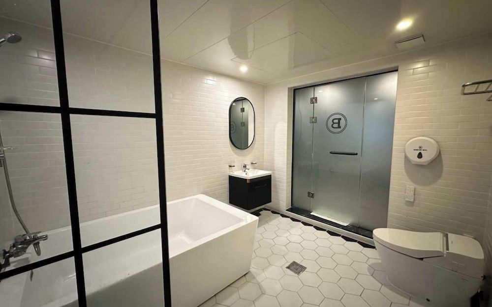 Brown Dot Busan Hwamyeong Room (Suite family bath - Starbucks coffee ) 31