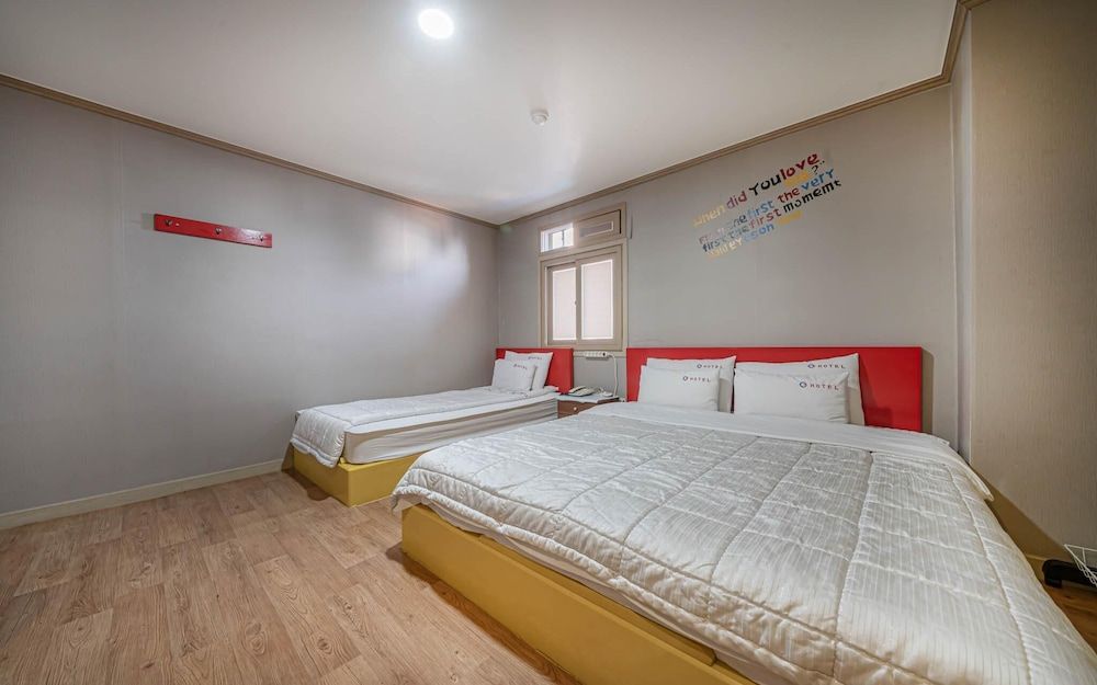 undefined Busan Yeongju-dong G 9