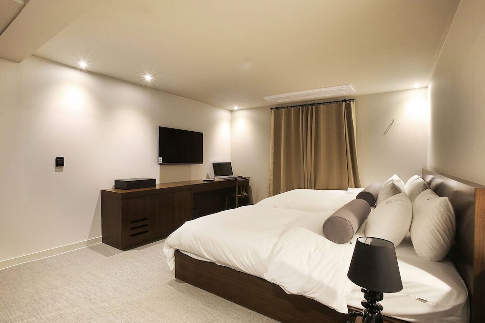 Busan Geumsa-dong Have Room (Sweet Twin (Disney Netflix free YouTu) 2