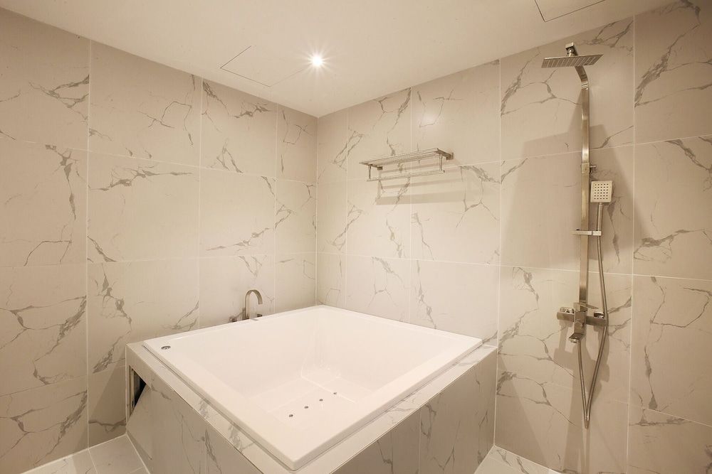 Busan Geumsa-dong Have Room (Sweet Double (Disney Netflix free You) 7