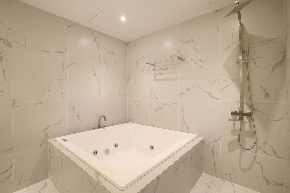 Busan Geumsa-dong Have Room (Sweet Double (Disney Netflix free You) 10