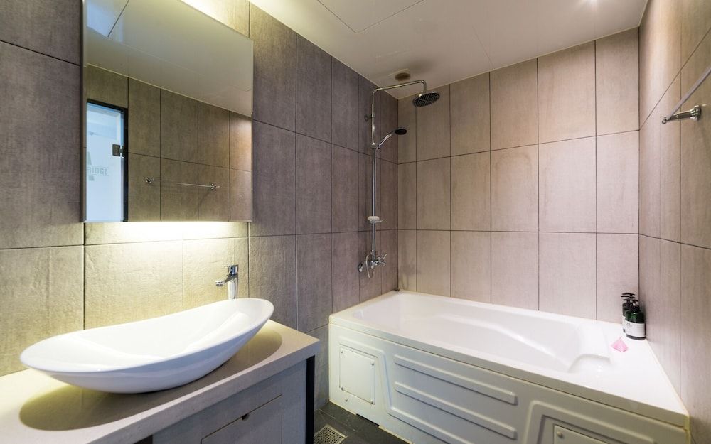 Busan Yeongdo Hotel Bridge Room (Deluxe - Walk-in special price (adult) 4