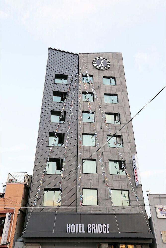 undefined Busan Yeongdo Hotel Bridge